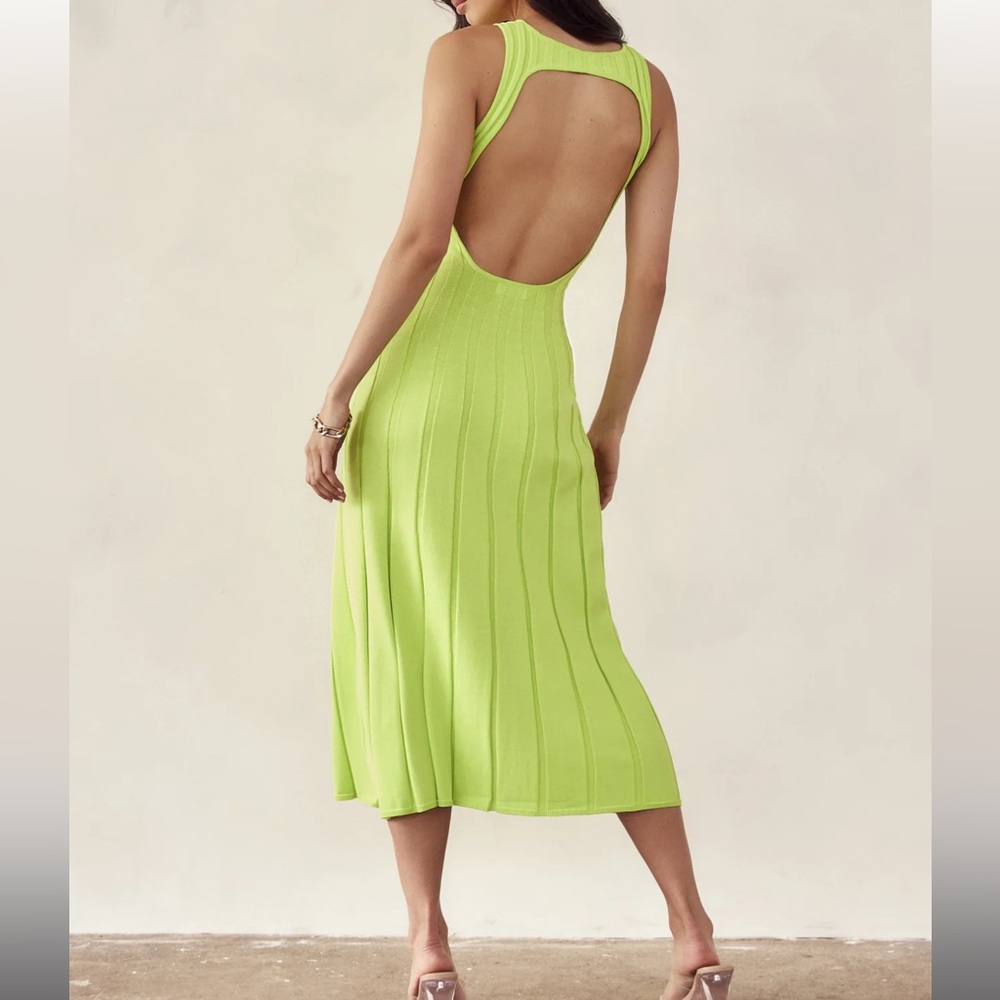 Meshki medium Back Keyhole Knit Midi Dress - Fresh Green